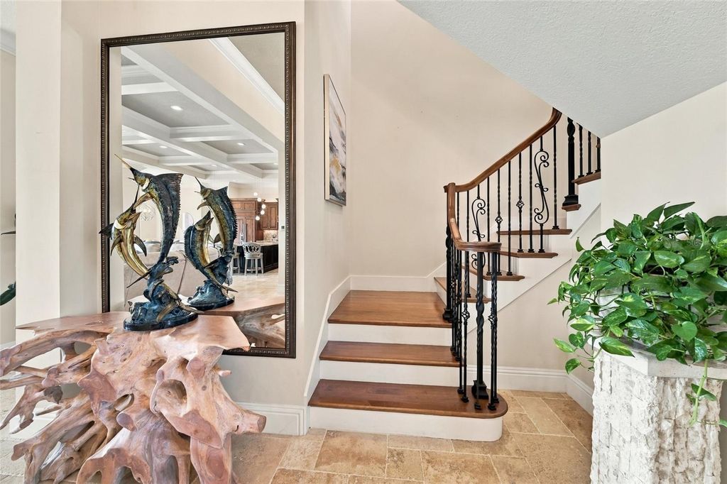 Image 30 of property listing at 613 REGATTA WAY, Bradenton, FL 34208
