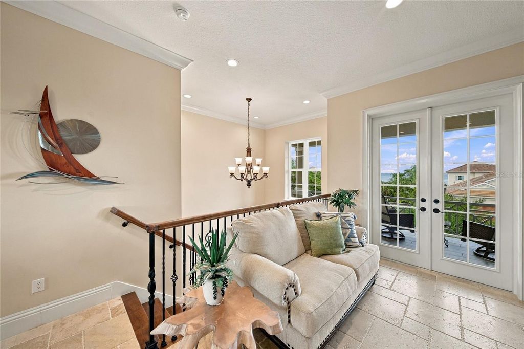 Image 31 of property listing at 613 REGATTA WAY, Bradenton, FL 34208