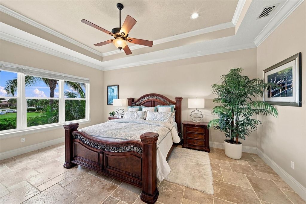 Image 41 of property listing at 613 REGATTA WAY, Bradenton, FL 34208