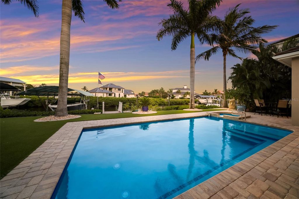 Image 60 of property listing at 613 REGATTA WAY, Bradenton, FL 34208