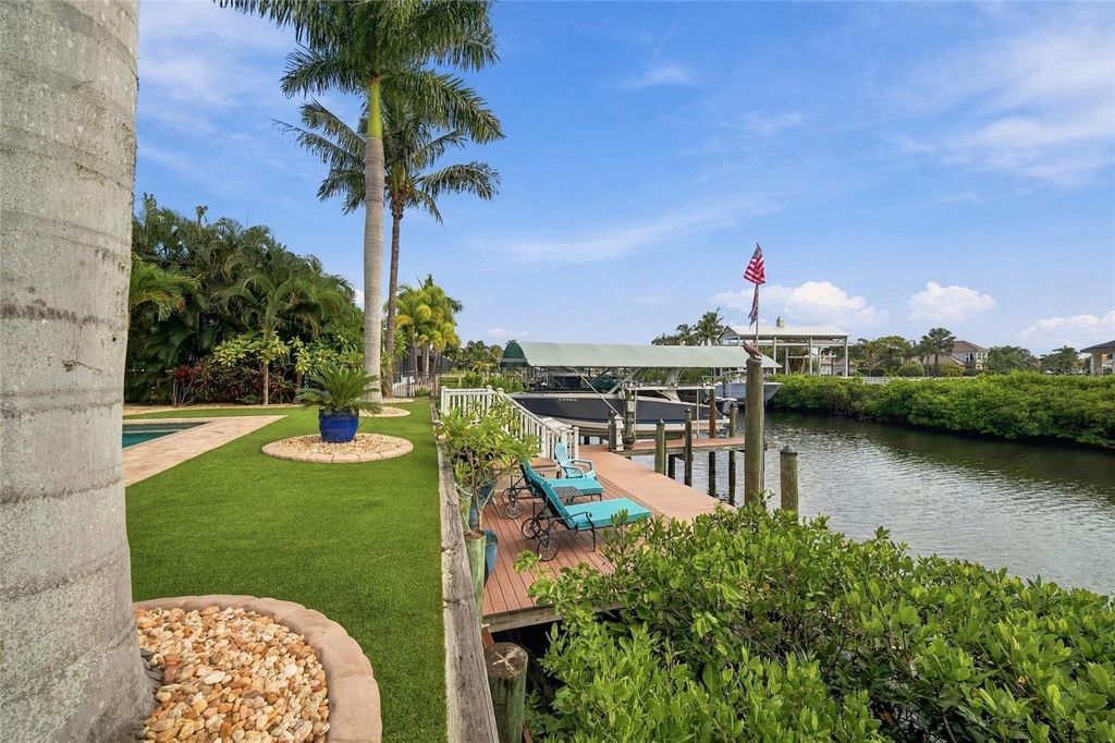 Image 67 of property listing at 613 REGATTA WAY, Bradenton, FL 34208