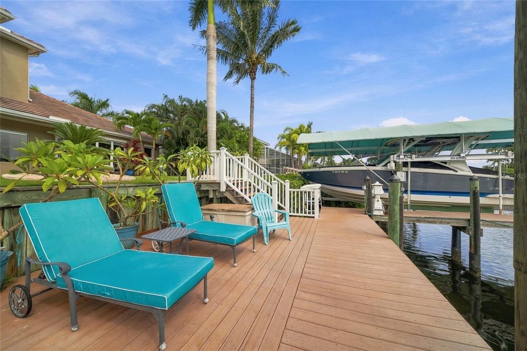 Image 68 of property listing at 613 REGATTA WAY, Bradenton, FL 34208