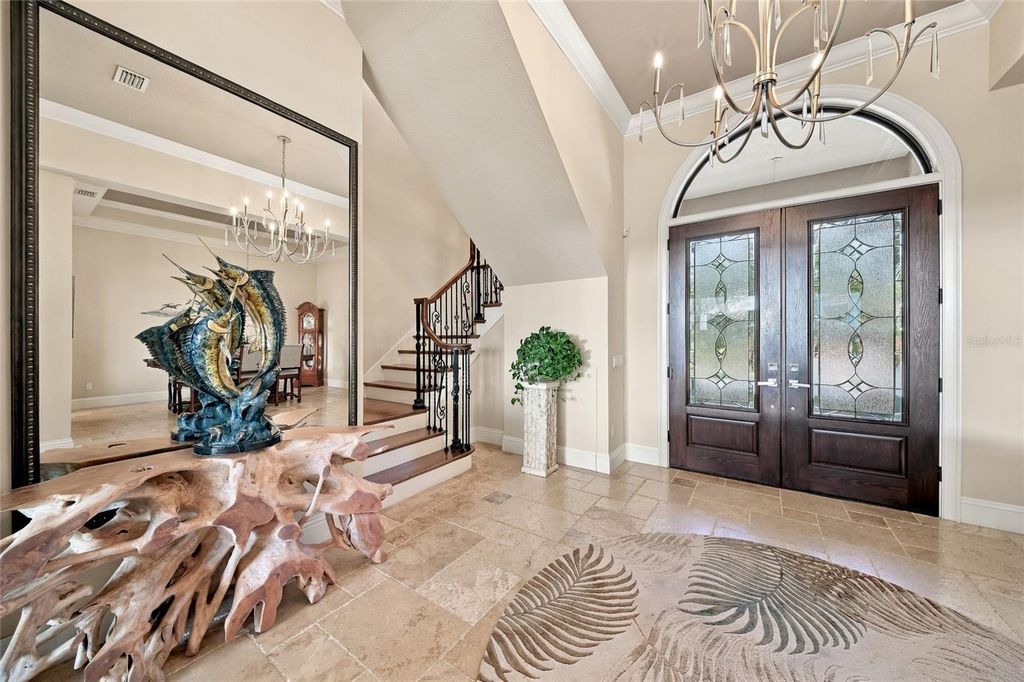 Image 8 of property listing at 613 REGATTA WAY, Bradenton, FL 34208