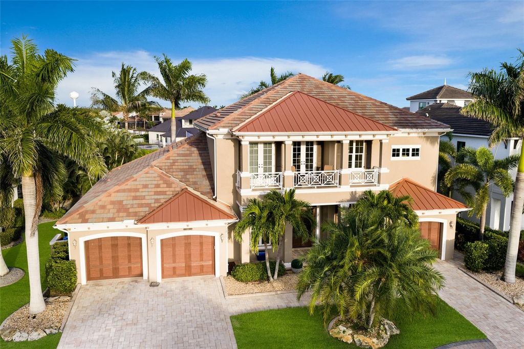 Image 77 of property listing at 613 REGATTA WAY, Bradenton, FL 34208