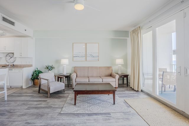 9860 S Thomas Drive UNIT 1116, Panama City Beach, FL 32408