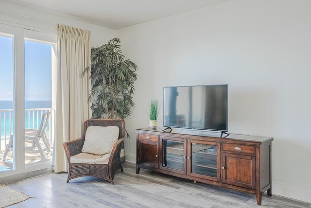 9860 S Thomas Drive UNIT 1116, Panama City Beach, FL 32408