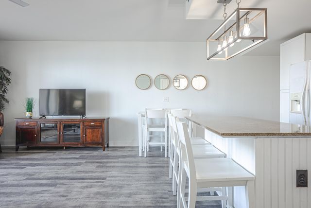 9860 S Thomas Drive UNIT 1116, Panama City Beach, FL 32408