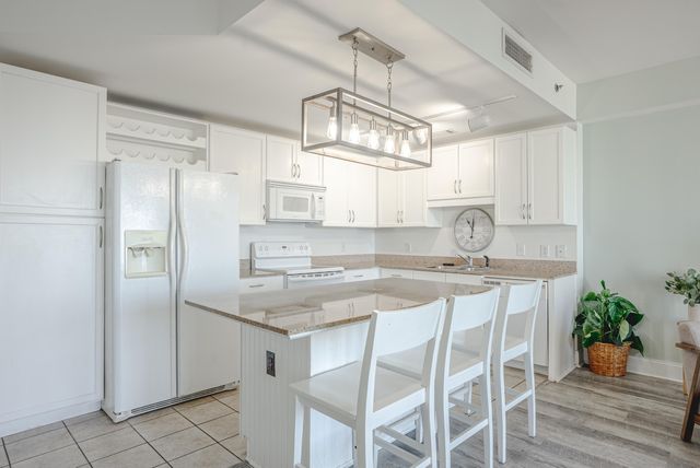 9860 S Thomas Drive UNIT 1116, Panama City Beach, FL 32408