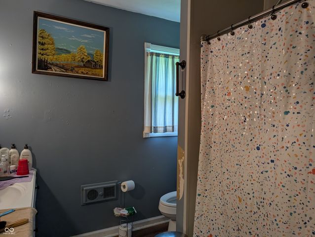 1680 Hurley Drive, North Vernon, IN 47265