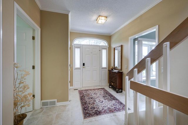 53 Golf Parkway, Madison, WI 53704