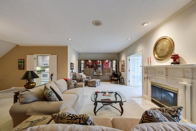 53 Golf Parkway, Madison, WI 53704