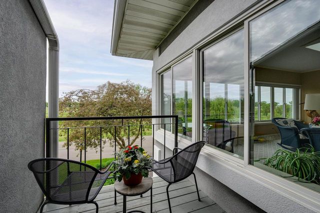 53 Golf Parkway, Madison, WI 53704