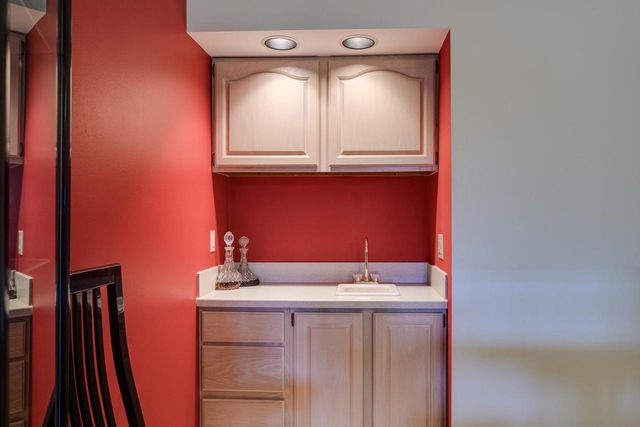 53 Golf Parkway, Madison, WI 53704