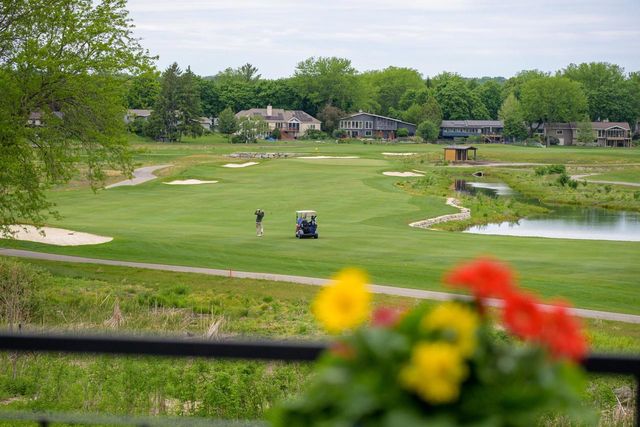 53 Golf Parkway, Madison, WI 53704