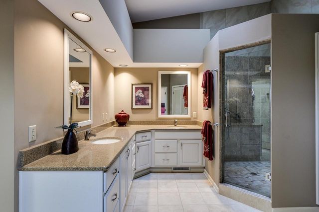 53 Golf Parkway, Madison, WI 53704
