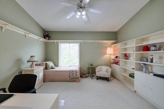 53 Golf Parkway, Madison, WI 53704