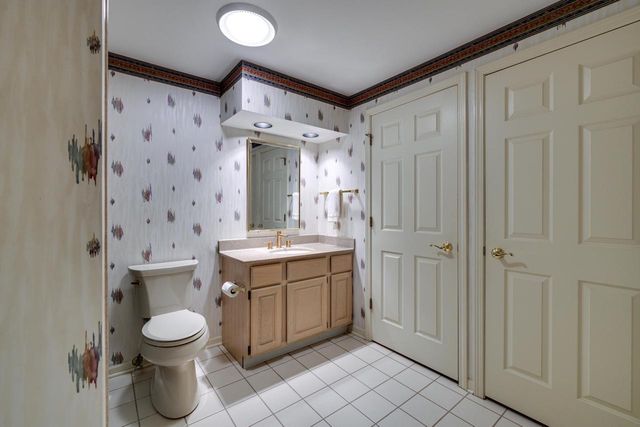 53 Golf Parkway, Madison, WI 53704