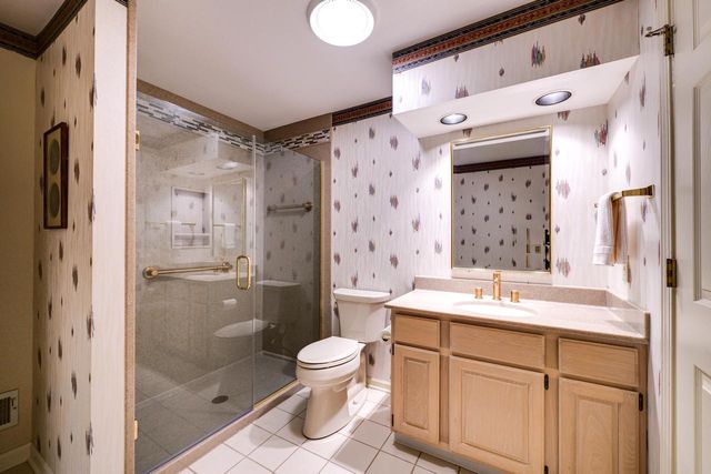 53 Golf Parkway, Madison, WI 53704