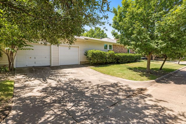 2801 5th Avenue, Fort Worth, TX 76110