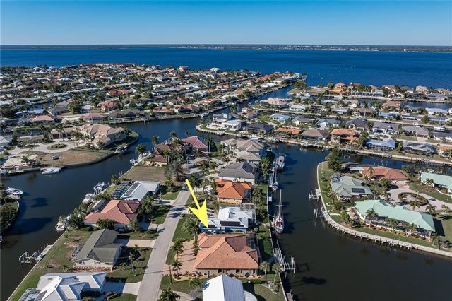 150 CRESCENT DRIVE, Punta Gorda, FL 33950