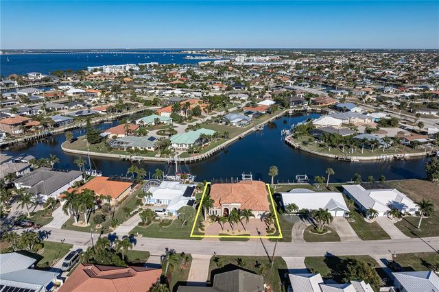 150 CRESCENT DRIVE, Punta Gorda, FL 33950