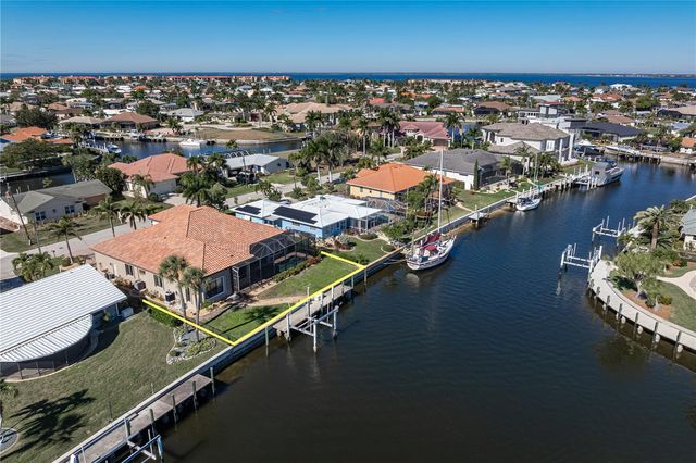 150 CRESCENT DRIVE, Punta Gorda, FL 33950