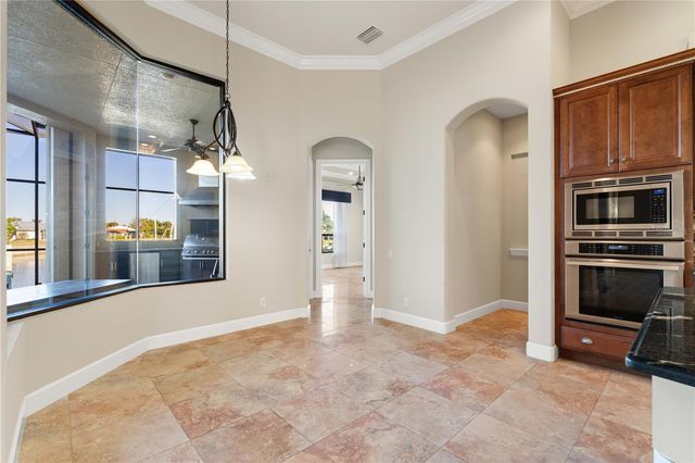 150 CRESCENT DRIVE, Punta Gorda, FL 33950