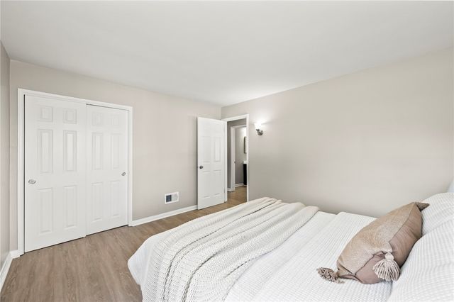 605 Lamont Drive, Kettering, OH 45429