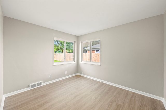 605 Lamont Drive, Kettering, OH 45429