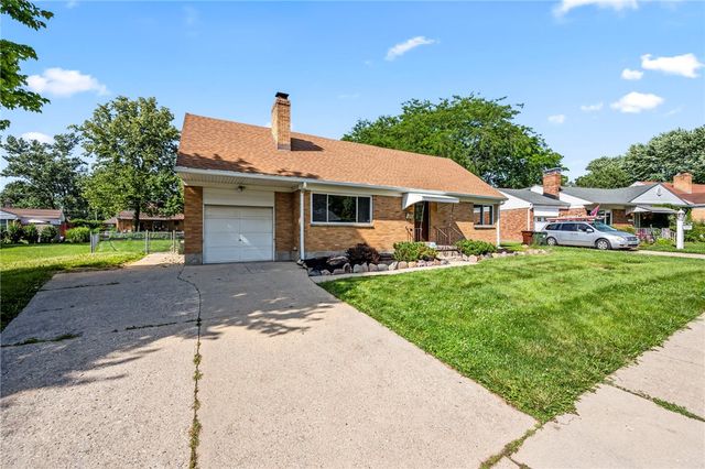 605 Lamont Drive, Kettering, OH 45429