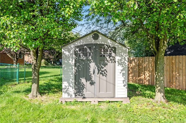 605 Lamont Drive, Kettering, OH 45429