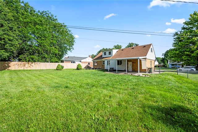 605 Lamont Drive, Kettering, OH 45429
