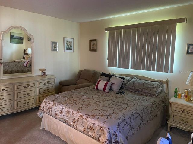 5287 81ST STREET N 12, St Petersburg, FL 33709