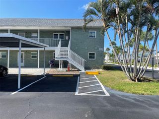 5287 81ST STREET N 12, St Petersburg, FL 33709