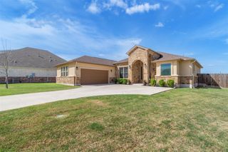 107 Les LN, Smithville, TX 78957