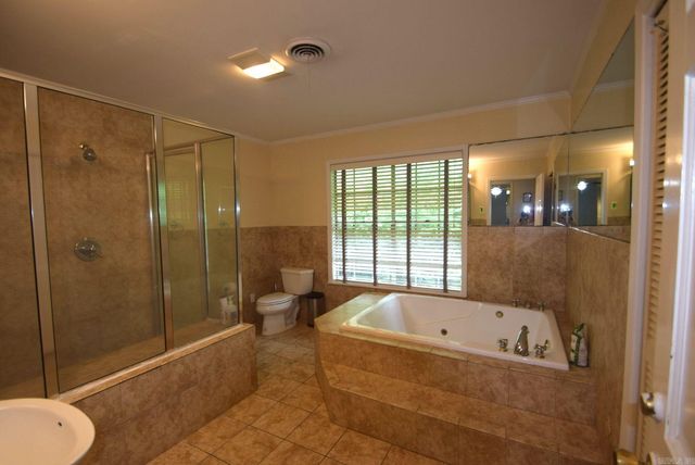 19919 E Pinnacle Road, Roland, AR 72135