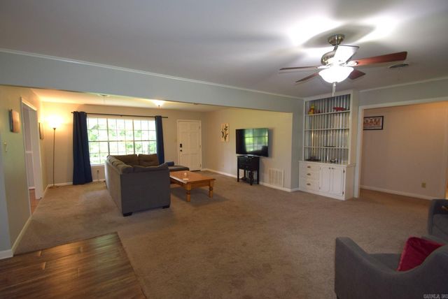 19919 E Pinnacle Road, Roland, AR 72135