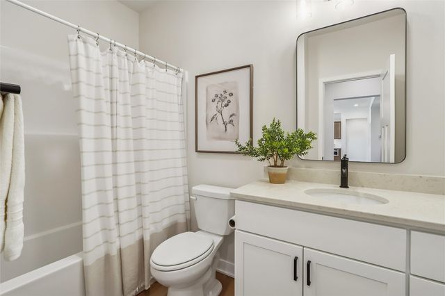 372 Sedona Street, Iowa City, IA 52246