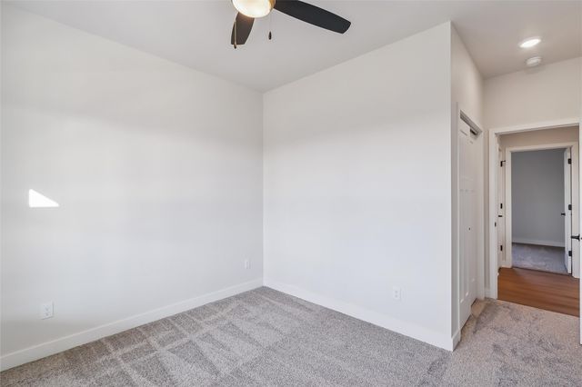 372 Sedona Street, Iowa City, IA 52246