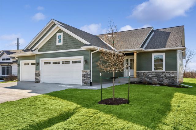 372 Sedona Street, Iowa City, IA 52246