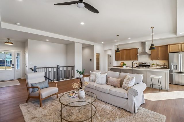 372 Sedona Street, Iowa City, IA 52246