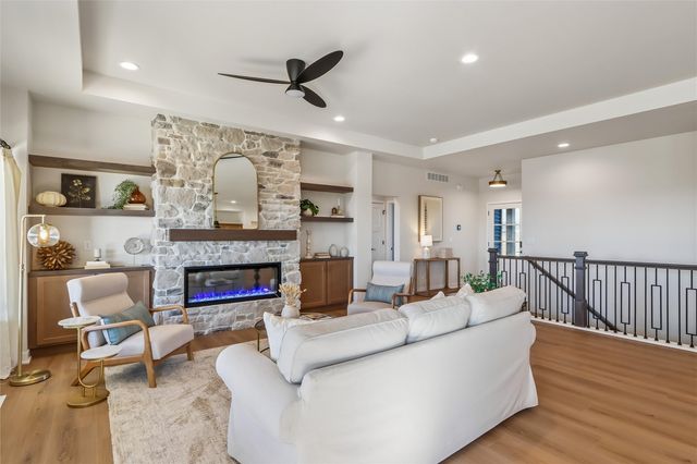 372 Sedona Street, Iowa City, IA 52246