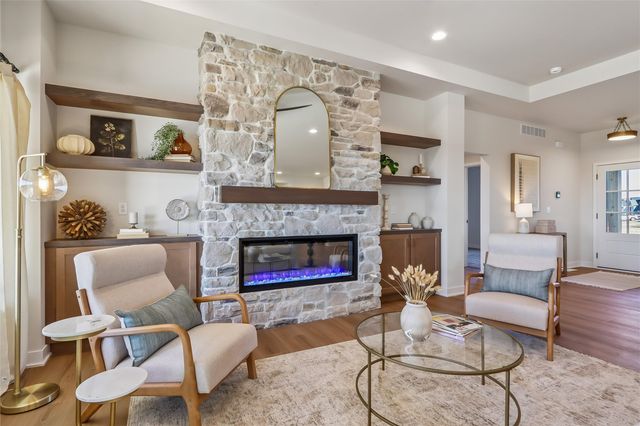 372 Sedona Street, Iowa City, IA 52246