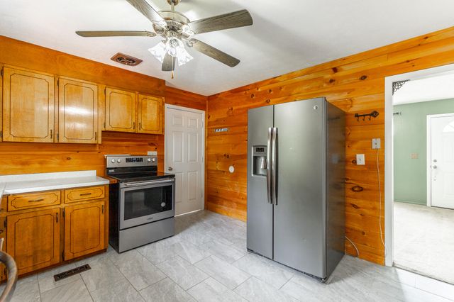 1311 Campbell Crescent, Lafayette, GA 30728