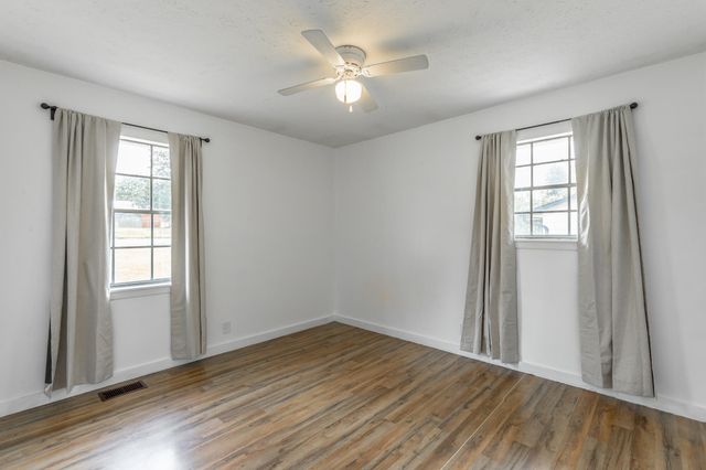 1311 Campbell Crescent, Lafayette, GA 30728