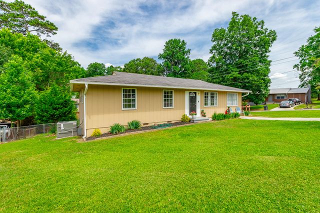 1311 Campbell Crescent, Lafayette, GA 30728