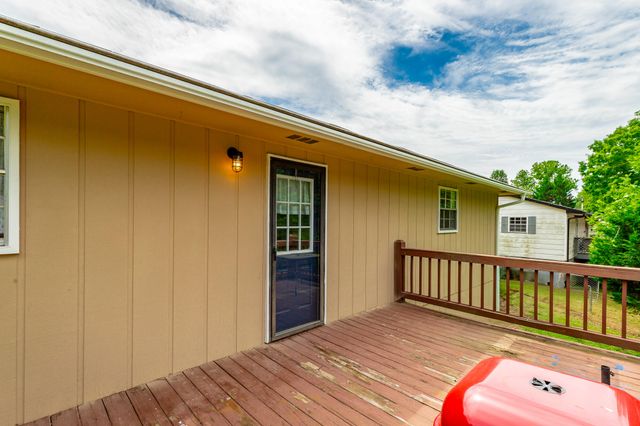1311 Campbell Crescent, Lafayette, GA 30728