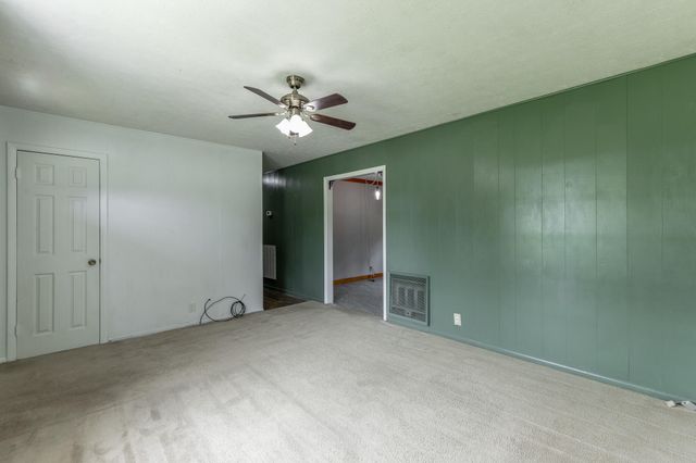 1311 Campbell Crescent, Lafayette, GA 30728