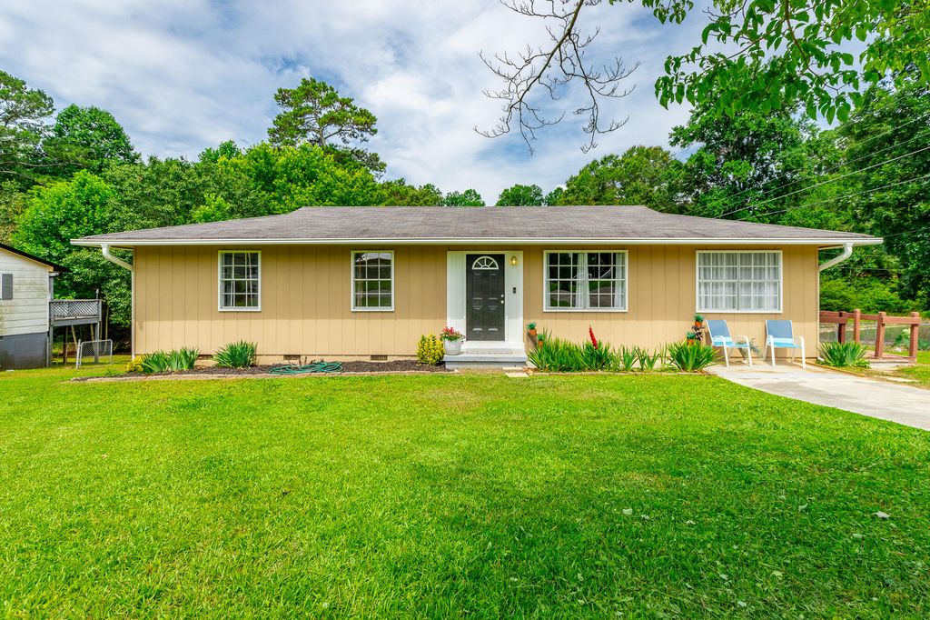 1311 Campbell Crescent, Lafayette, GA 30728