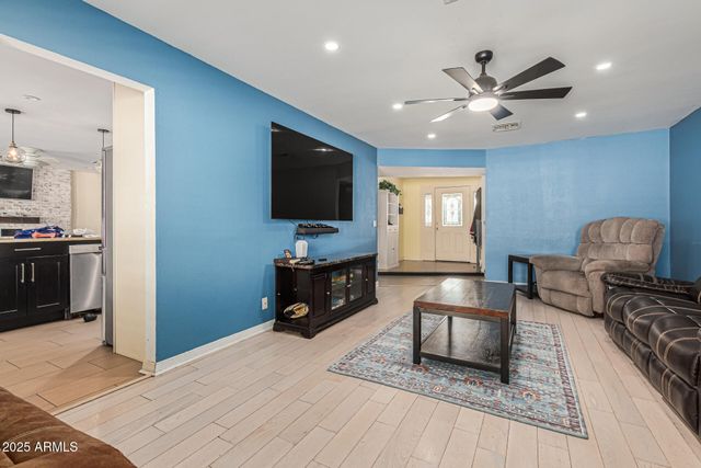 5935 S LAKESHORE Drive, Tempe, AZ 85283